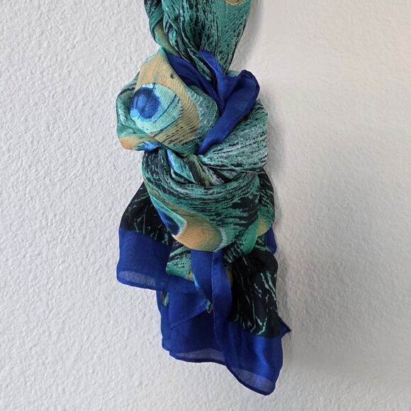 Silk Peacock Feather Print Scarf Green Blue Silk Wrap Shawl Lightweight Boho - Picture 8 of 8